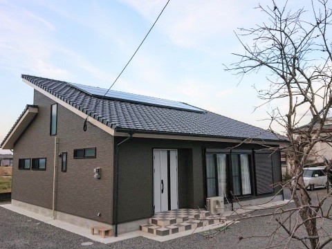 志布志市 Ｔ様邸 太陽光発電システムサムネイル